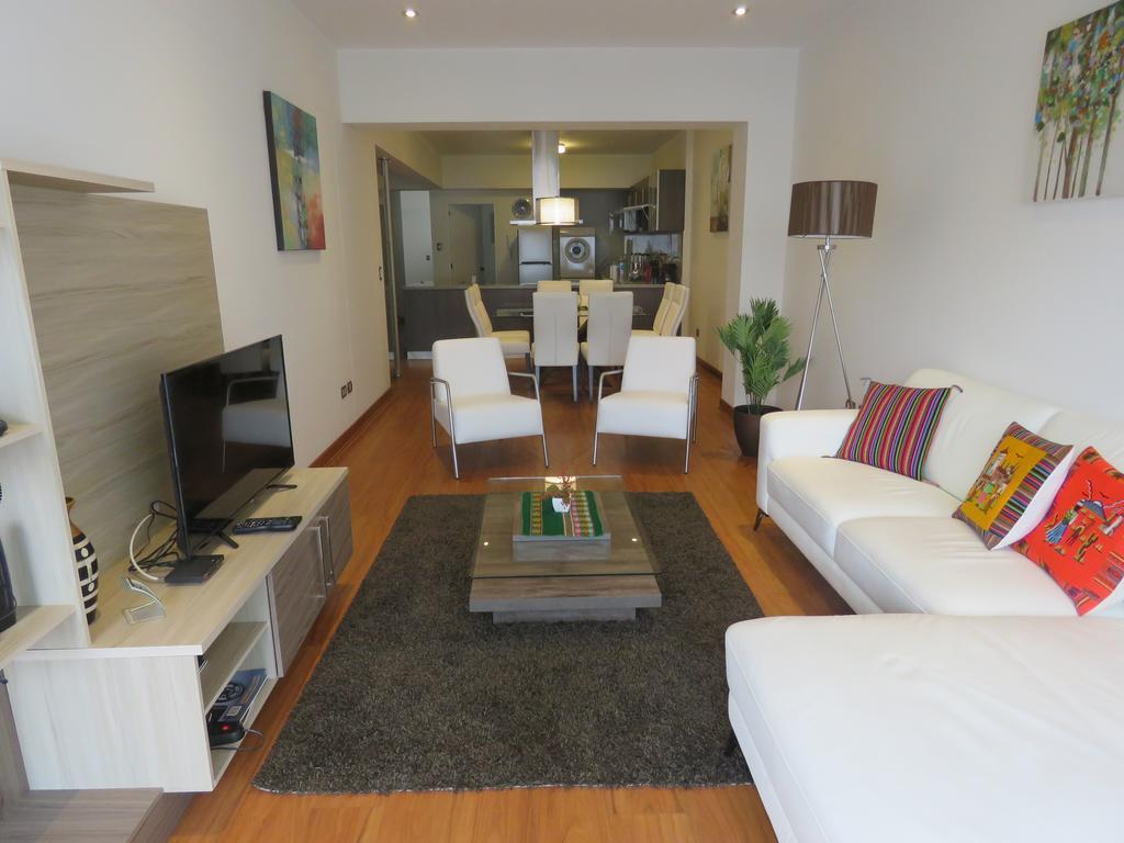 Spacious Apartment In Miraflores Lima Bilik gambar
